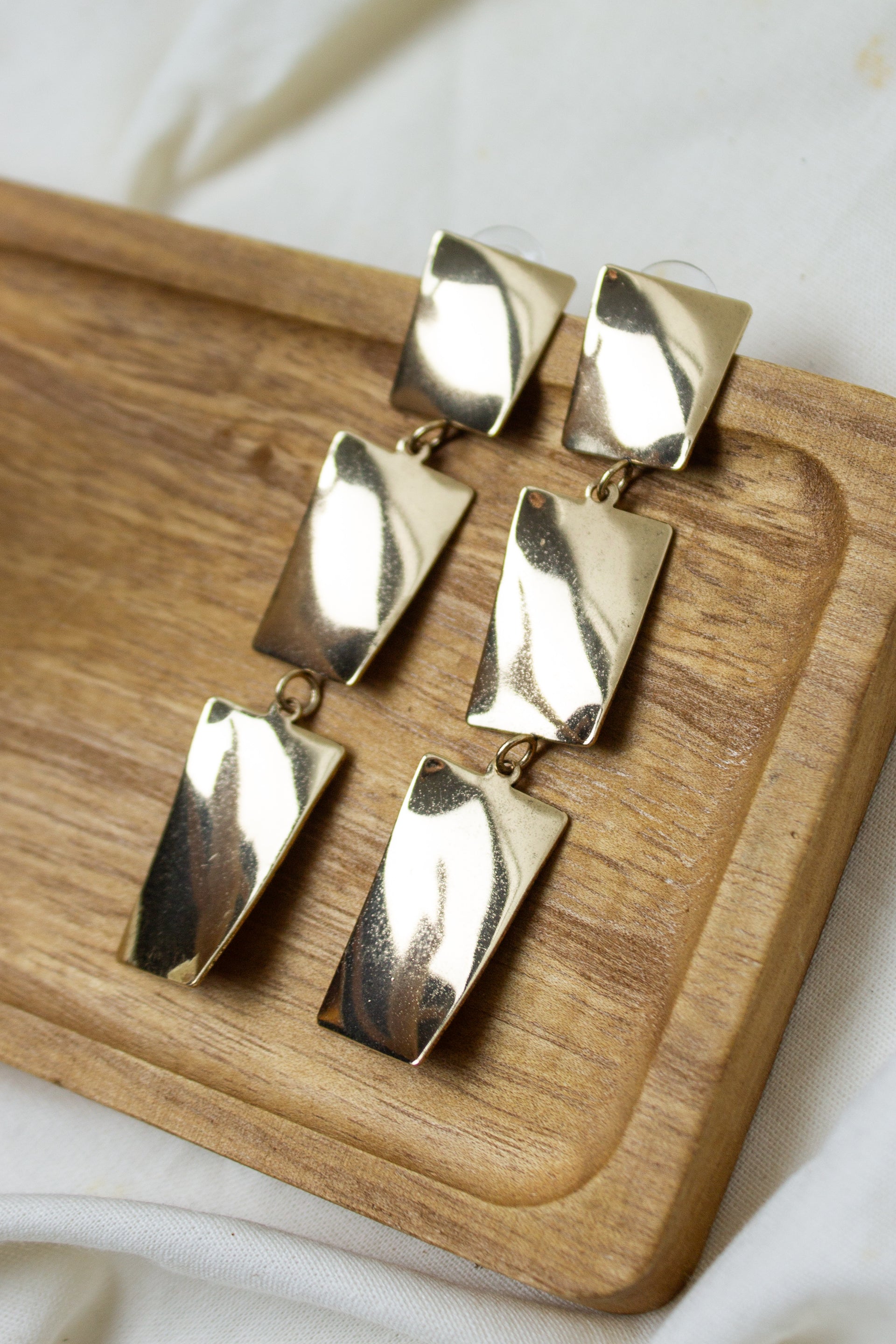 Brinco Lumen - Dourado