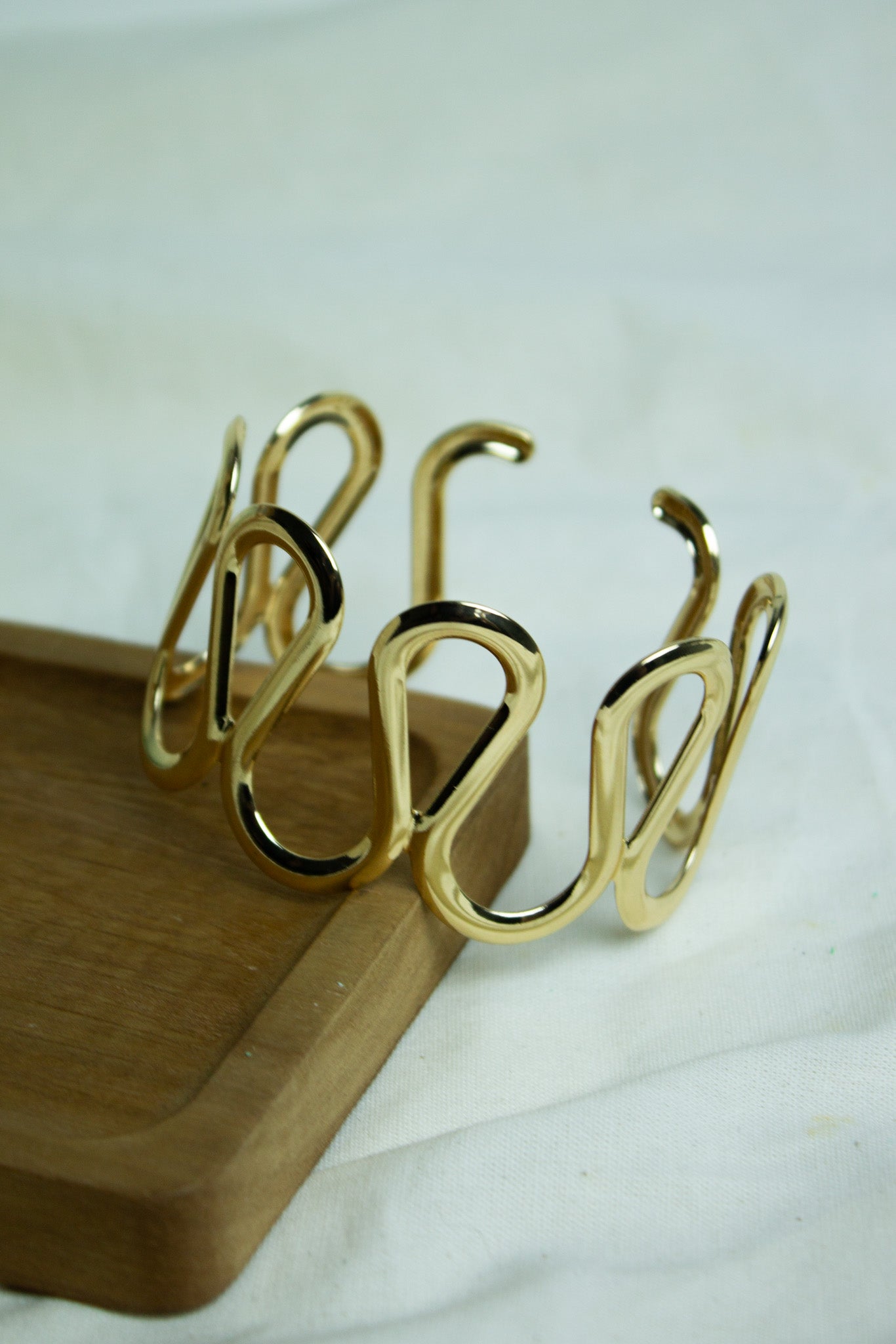 Bracelete Ondas - Dourado