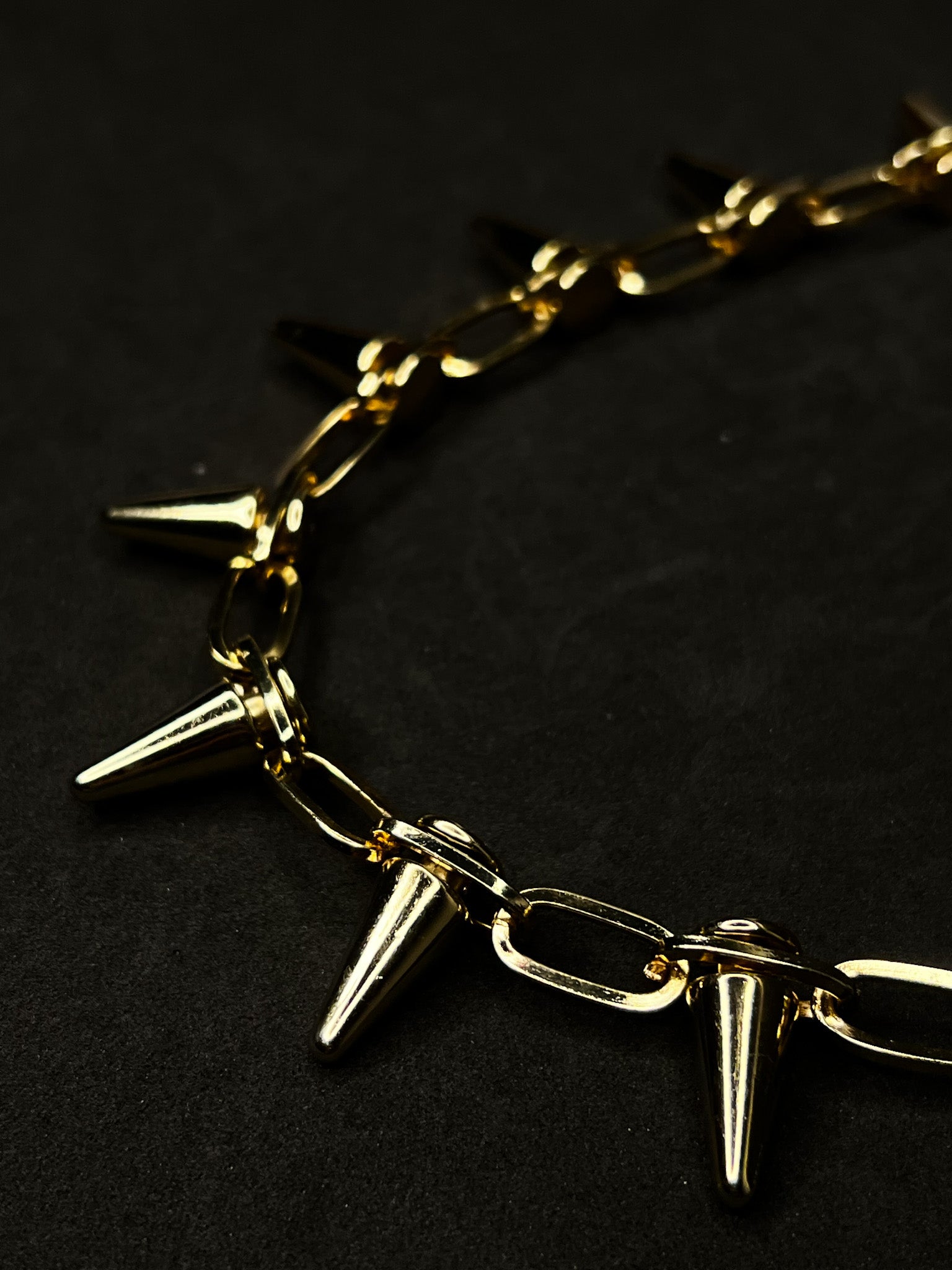 Colar Spikes - Dourado