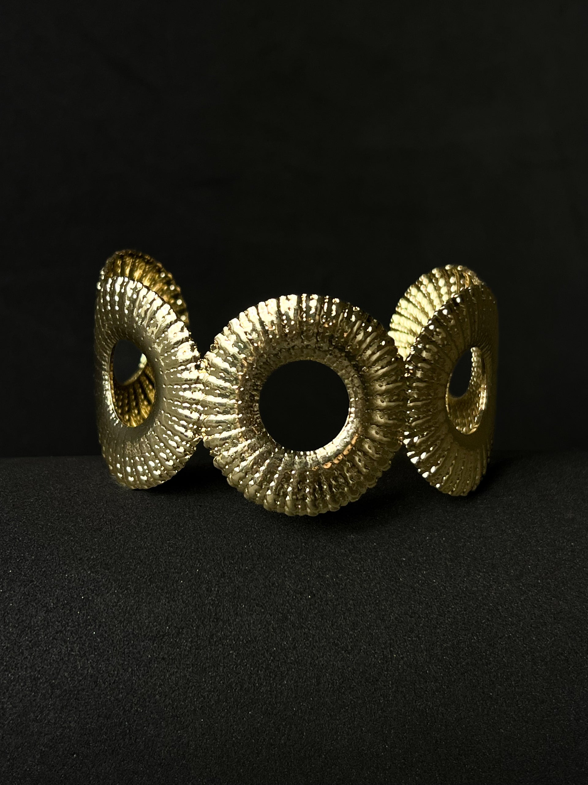 Bracelete Solares - Dourado