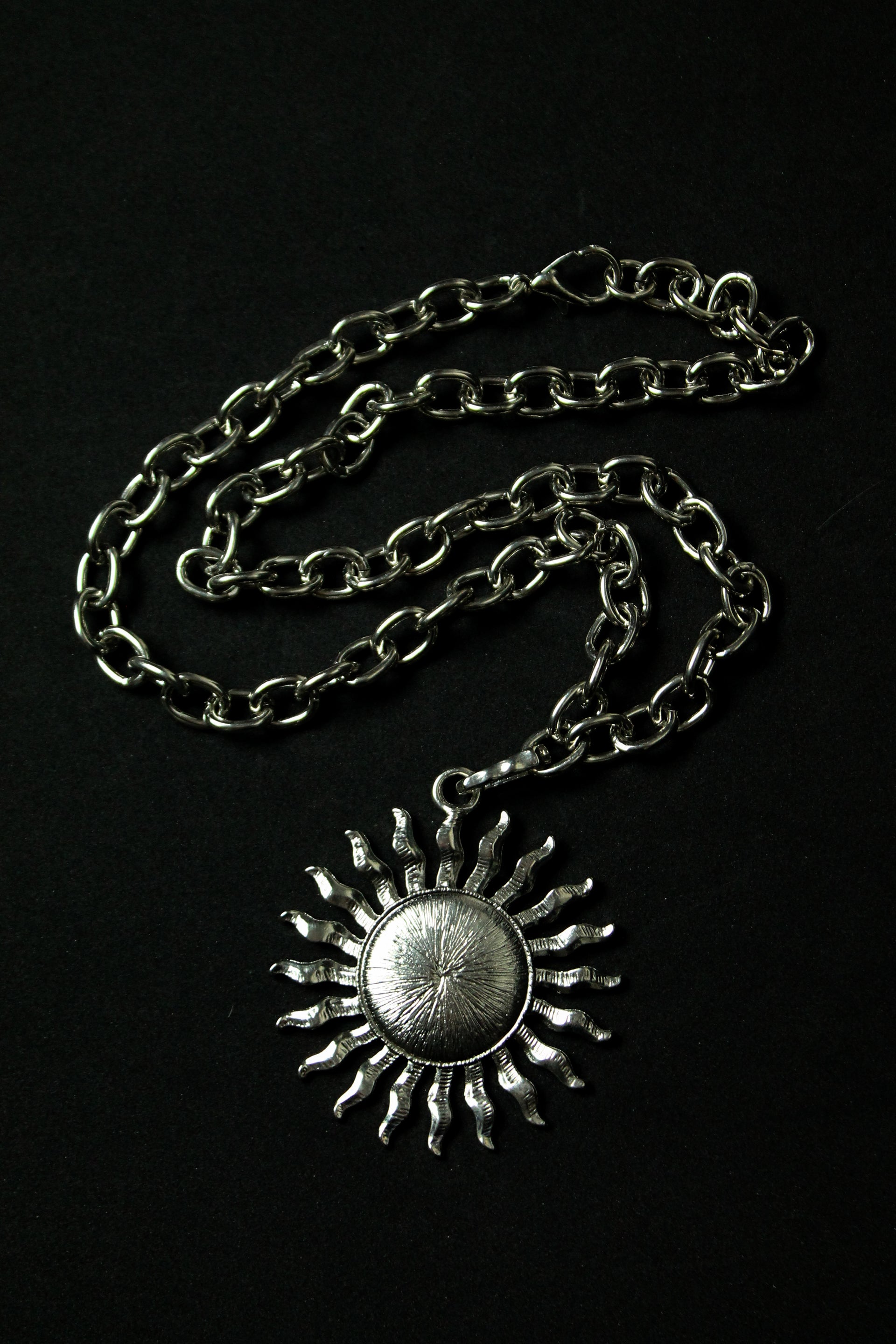 Colar Sol - Prata (Banho Diamante)