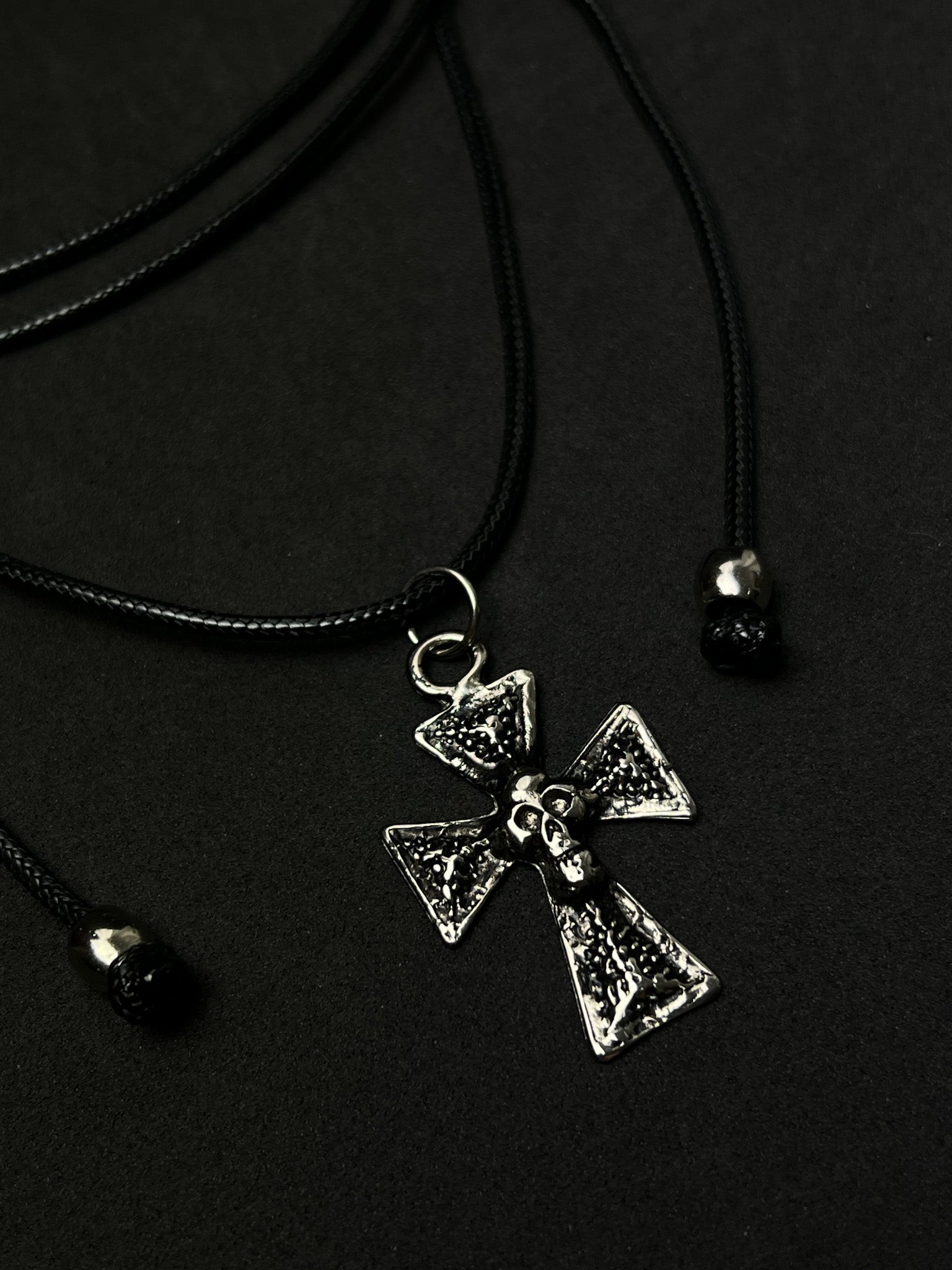 Colar Cruz Skull - Prata