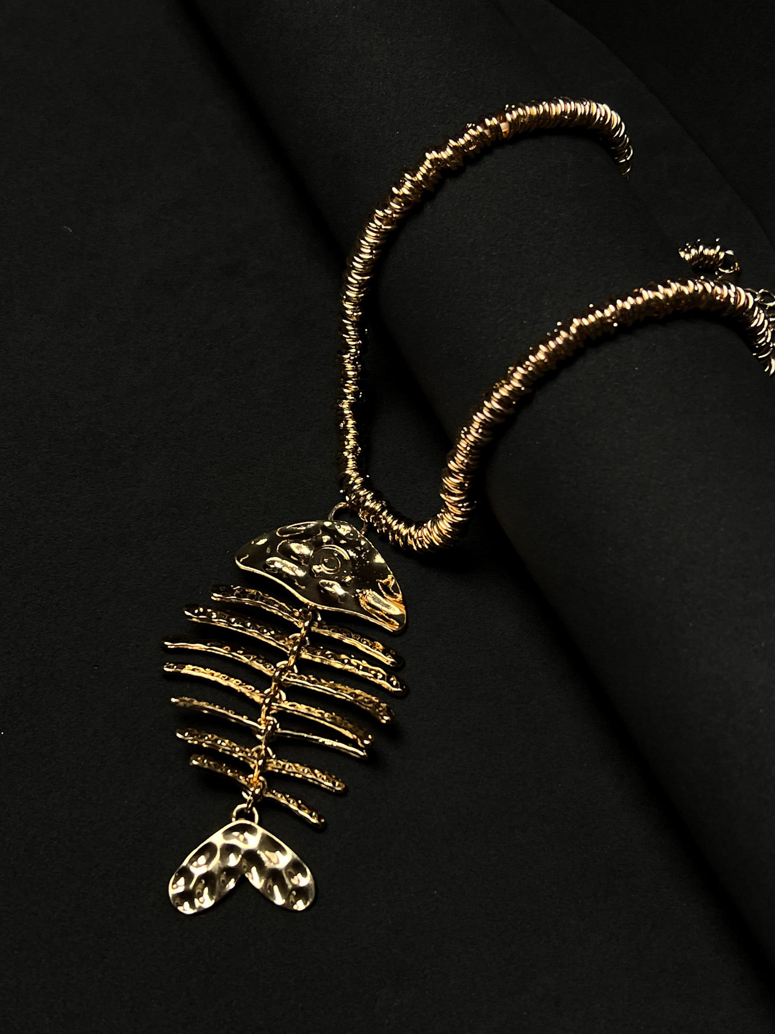 Colar Peixe Bold - Dourado