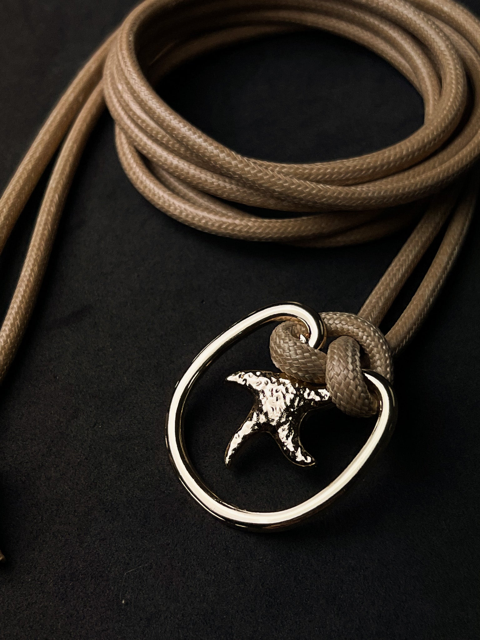 Bodychain/Cinto Corda - Beje/Dourado