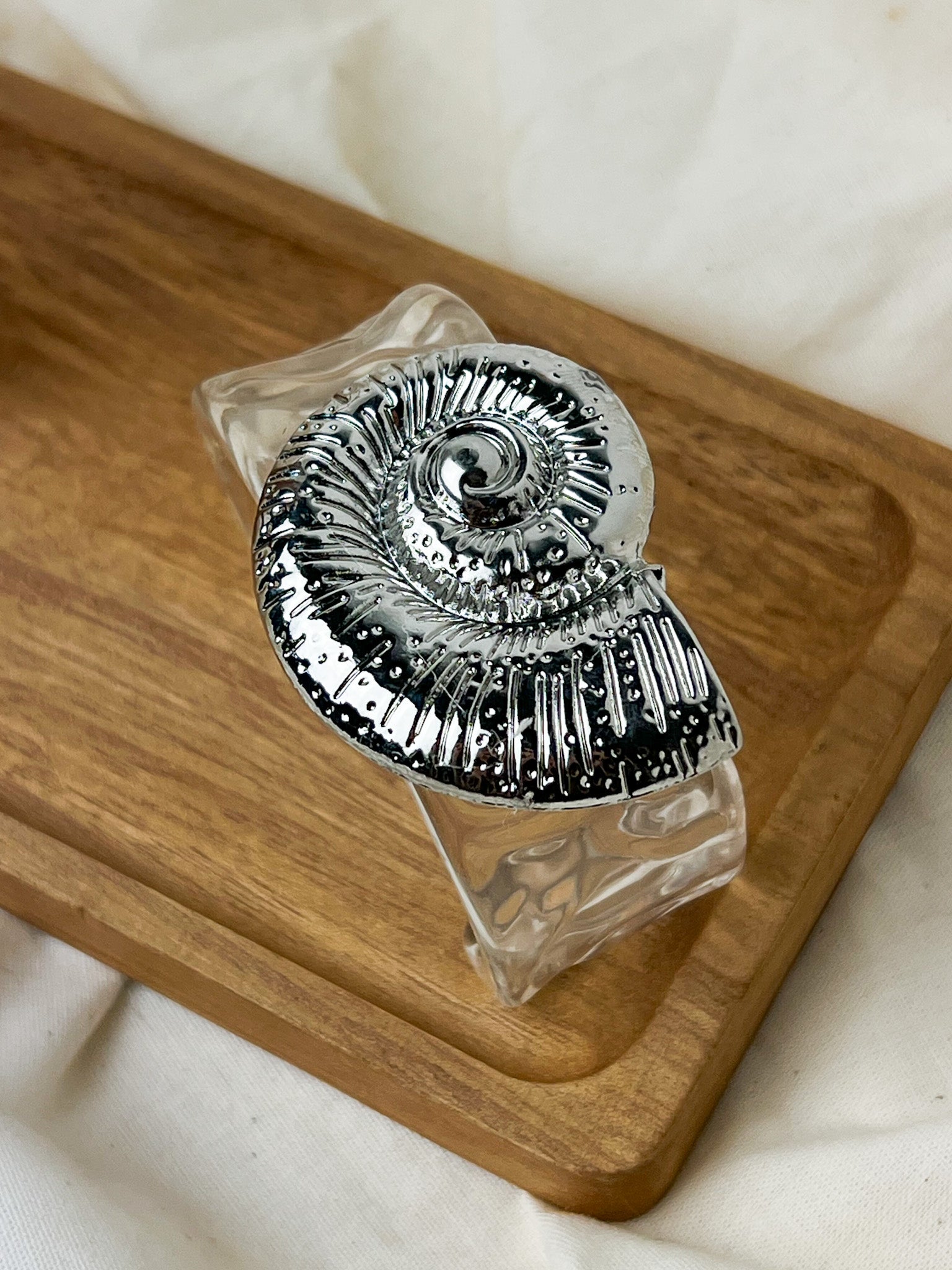 Bracelete Concha Resina - Transparente/Prata