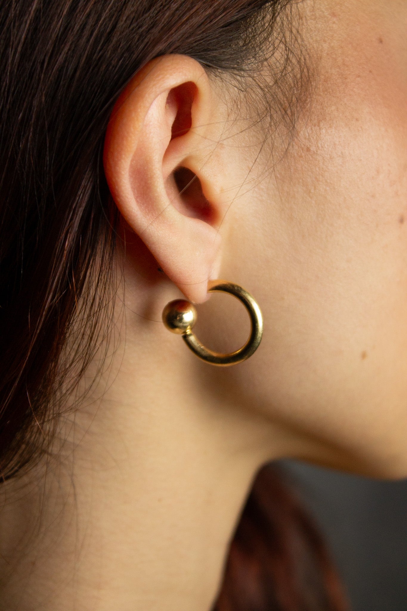 Brinco Argola Basic Bolinha - Dourado