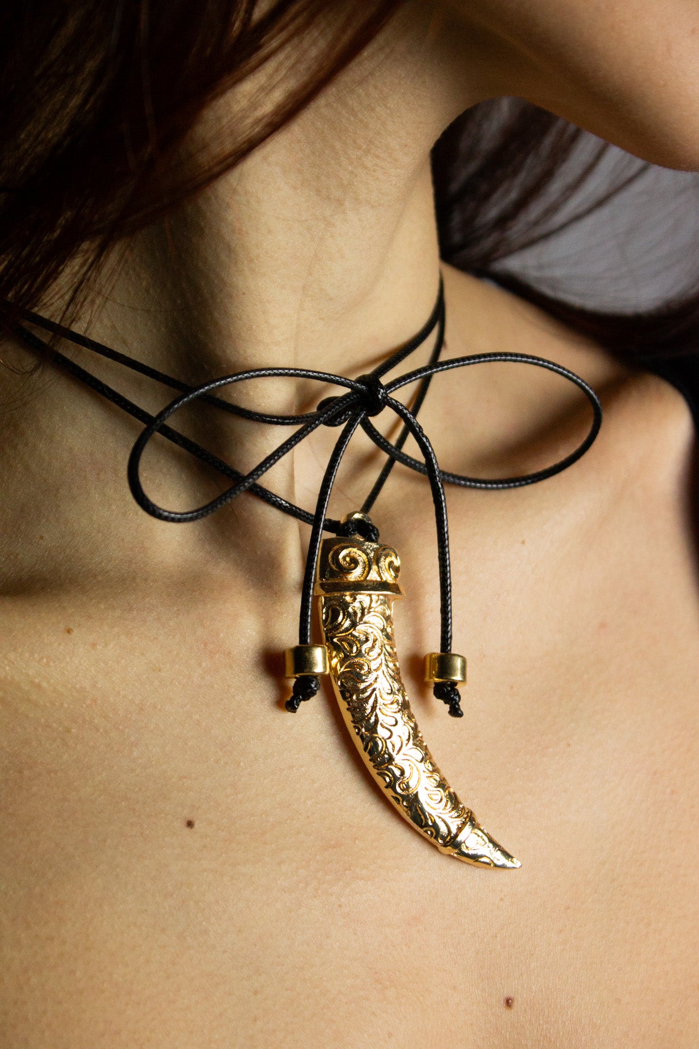 Colar Dente Fita - Dourado