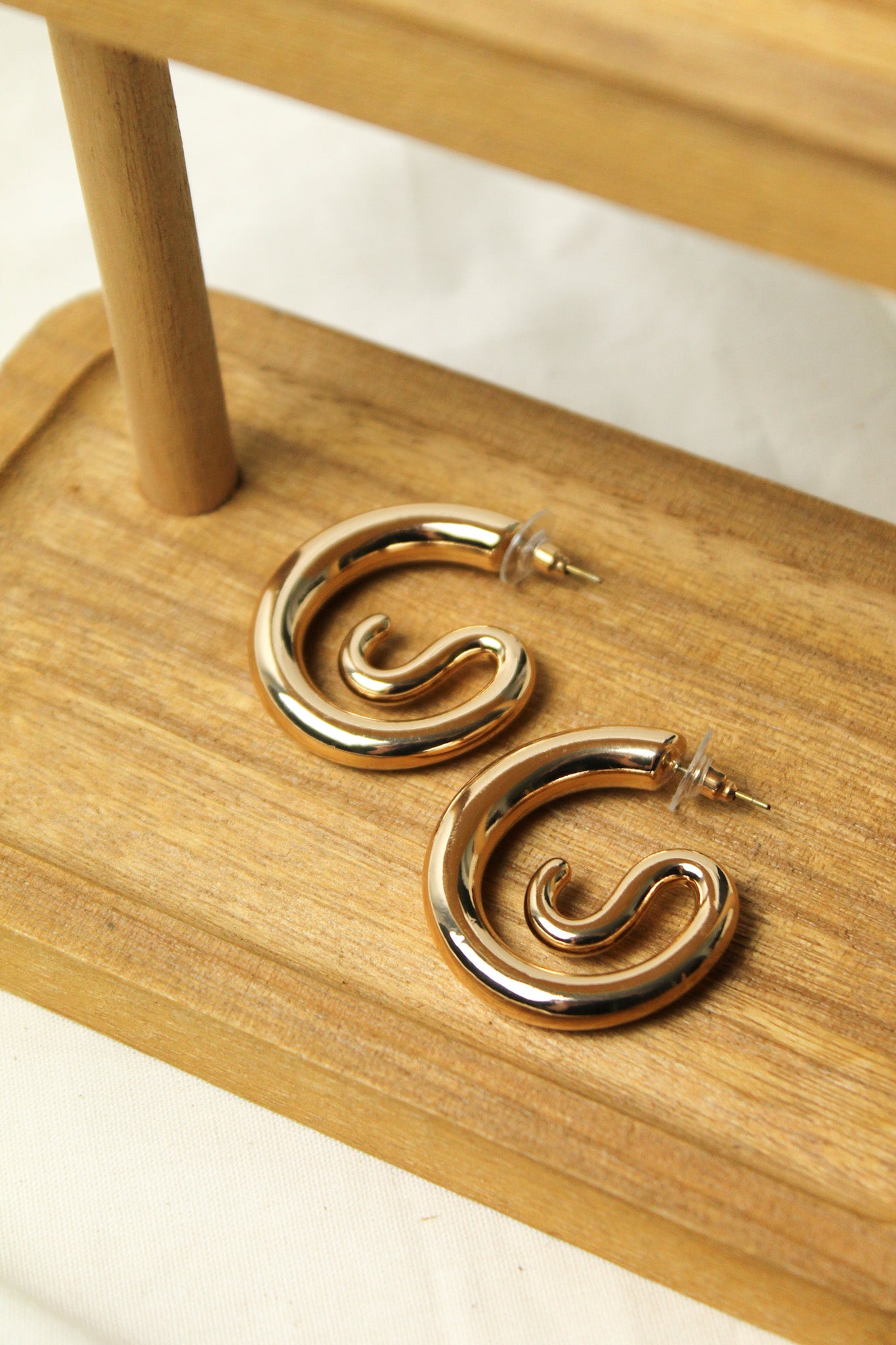 Brinco Sculpt - Dourado
