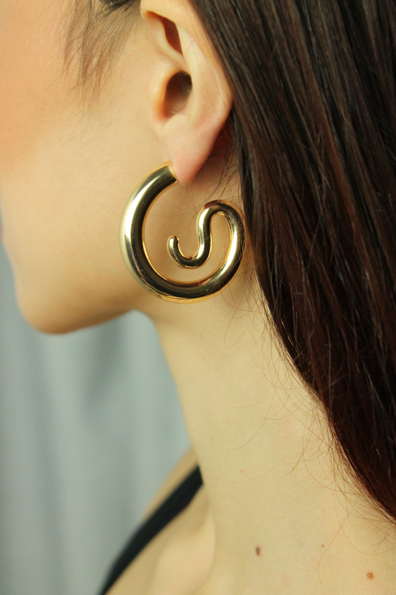 Brinco Sculpt - Dourado