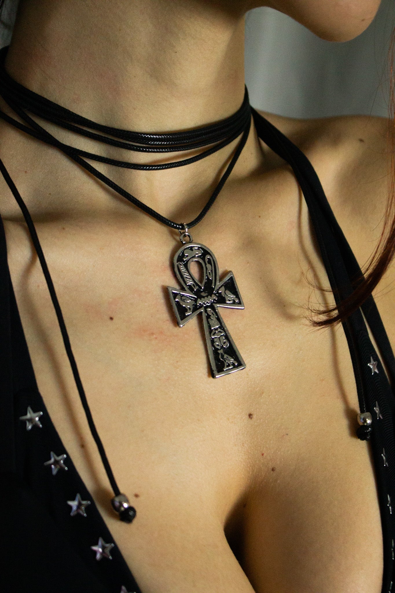 Colar Ankh - Prata/Preto